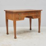 1425 7450 WRITING DESK